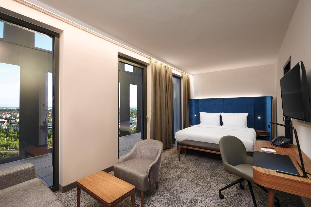 ไฮเปเรียน โฮเต็ล มึนเชิน Hotel มิวนิก ภายนอก รูปภาพ