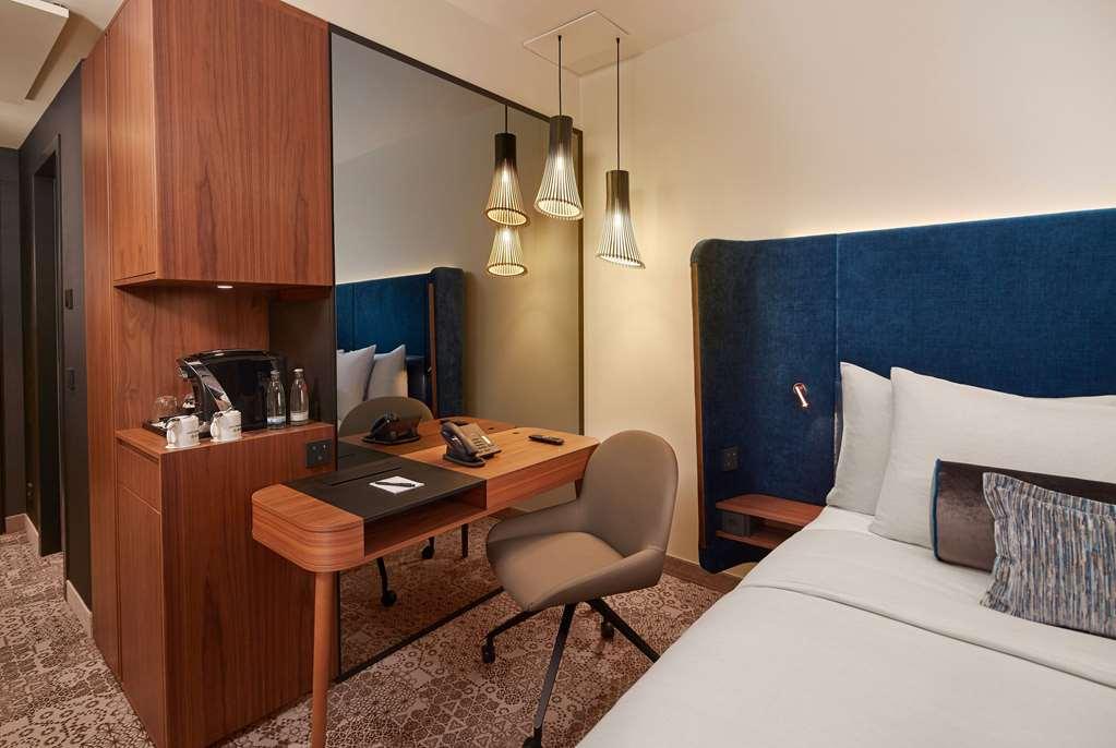 ไฮเปเรียน โฮเต็ล มึนเชิน Hotel มิวนิก ห้อง รูปภาพ A room at the hotel