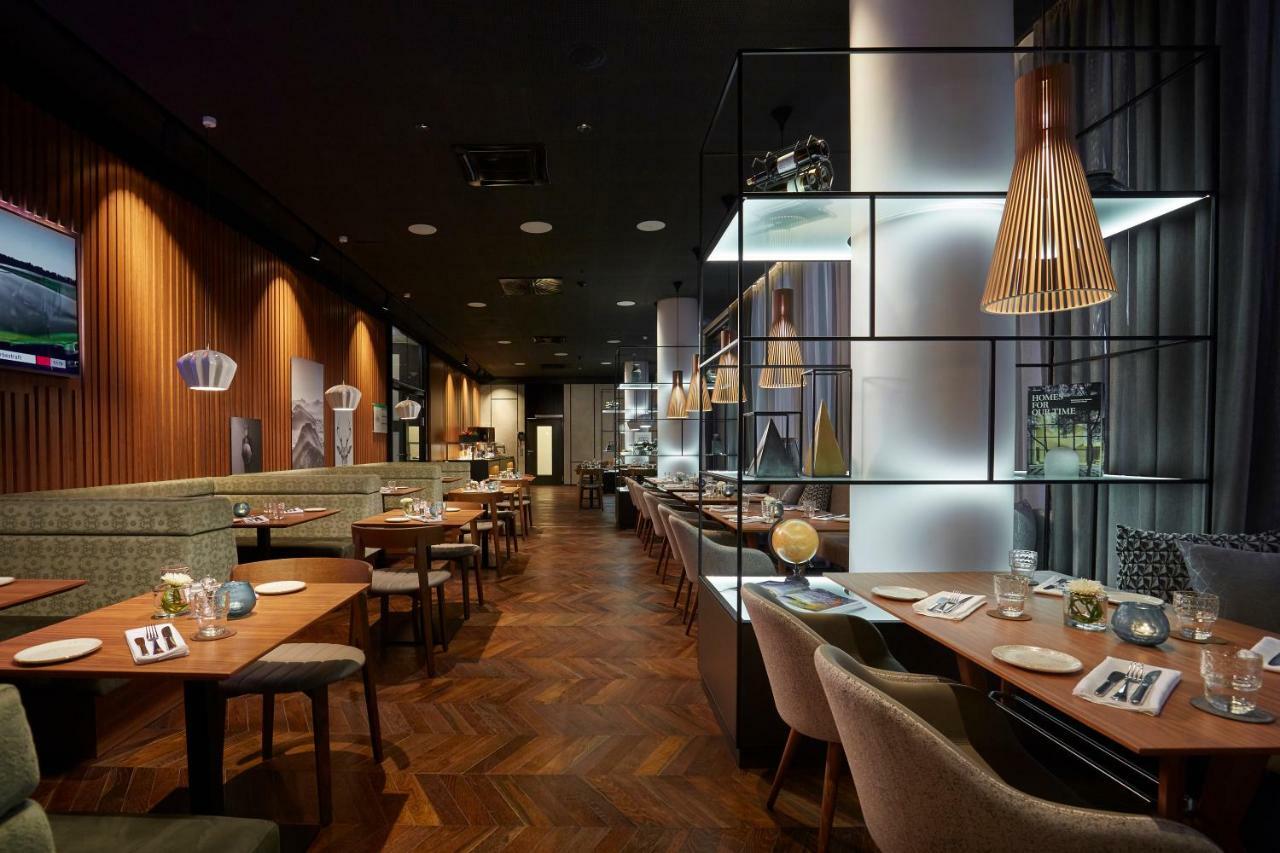 ไฮเปเรียน โฮเต็ล มึนเชิน Hotel มิวนิก ภายนอก รูปภาพ Restaurant in Munich