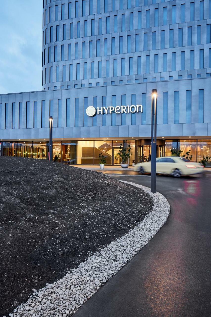 ไฮเปเรียน โฮเต็ล มึนเชิน Hotel มิวนิก ภายนอก รูปภาพ Hyperion headquarters in Munich